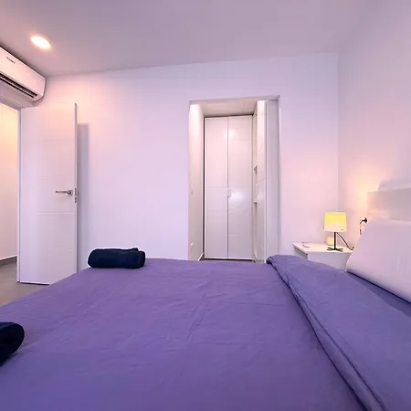 Tropicalidays Atico Marina 35 Apartamento *